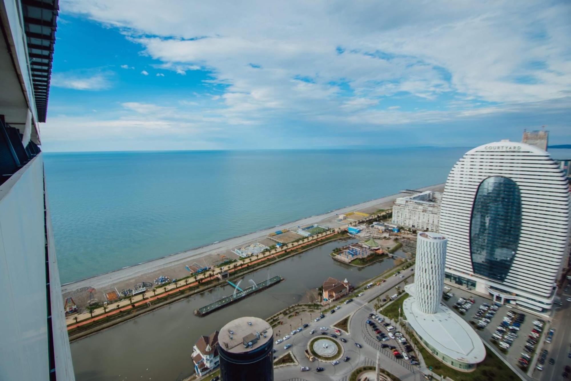 Luxury Beach Front Hotel Batumi Kültér fotó