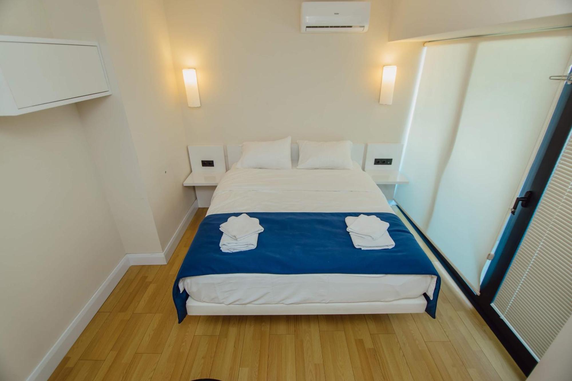 Luxury Beach Front Hotel Batumi Kültér fotó