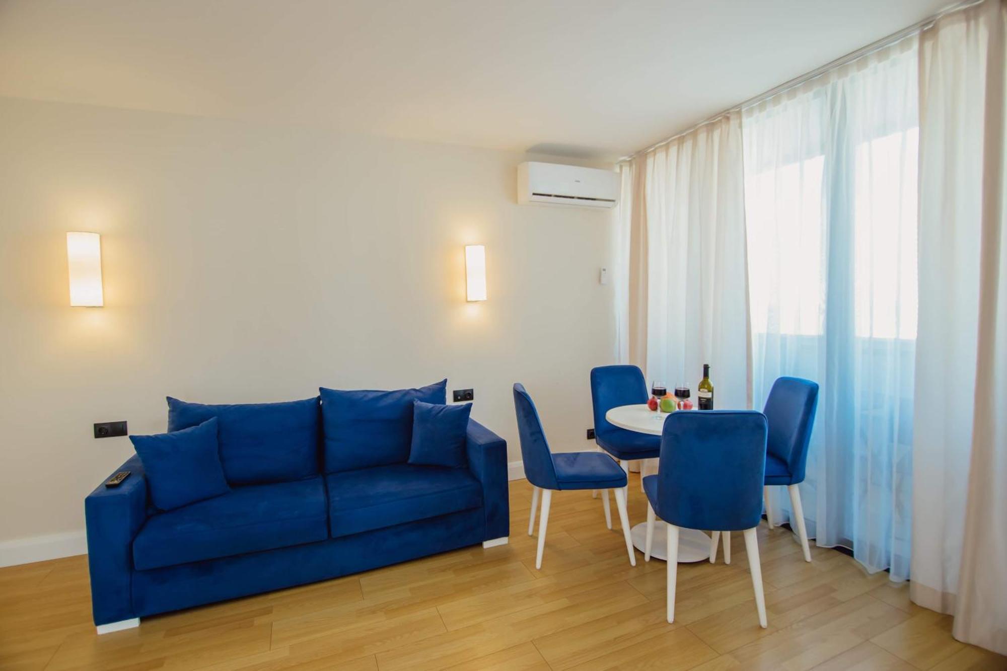 Luxury Beach Front Hotel Batumi Kültér fotó
